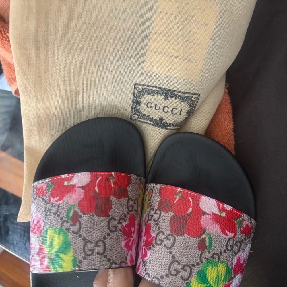 Gucci Black Slides with Floral GG Strap